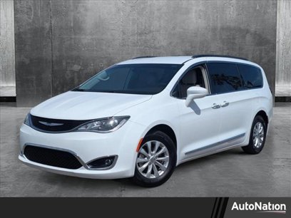 Used 2017 Chrysler Pacifica Touring-L