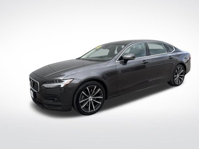 Certified 2022 Volvo S90 B6 Momentum w/ Advanced Package