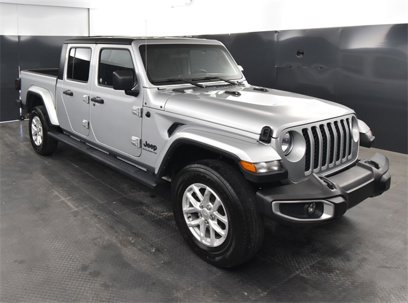 Used 2023 Jeep Gladiator Sport