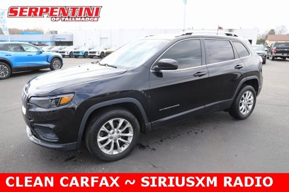 Used 2019 Jeep Cherokee Latitude w/ Popular Appearance Group