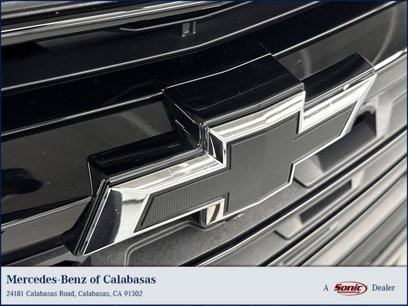 Used 2024 Chevrolet Traverse LT w/ Midnight/Sport Edition