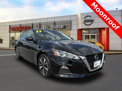 Certified 2022 Nissan Altima 2.5 SV w/ SV Premium Package
