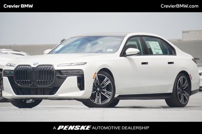 New 2025 BMW 740i w/ Premium Package
