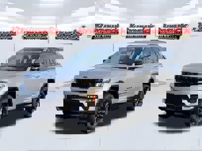 New 2025 Jeep Grand Cherokee Limited