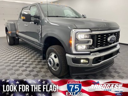 New 2025 Ford F350 Lariat w/ Lariat Ultimate Package