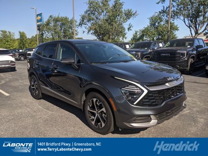 Used 2025 Kia Sportage EX