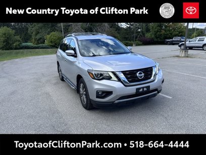 Used 2020 Nissan Pathfinder SV