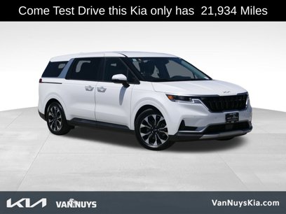 Used 2023 Kia Carnival EX
