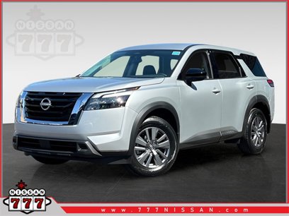 New 2025 Nissan Pathfinder S