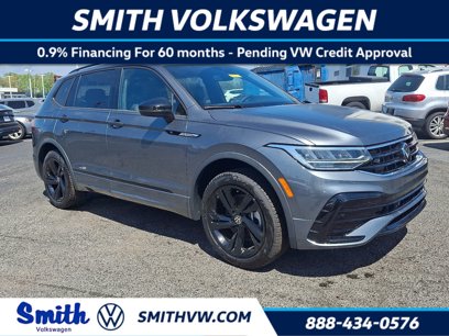 New 2024 Volkswagen Tiguan SE R-Line