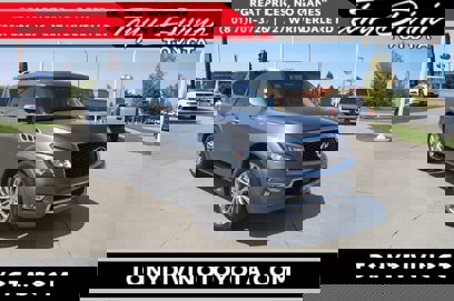 Used 2016 INFINITI QX80 4WD w/ Deluxe Technology Package