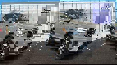 New 2025 Volvo XC40 B5 Plus w/ Protection Package Premier