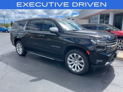 Used 2023 Chevrolet Suburban Premier w/ Premium Package 2