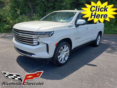 Used 2024 Chevrolet Suburban High Country w/ Premium Package 2
