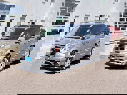 Used 2016 Chrysler Town & Country Touring