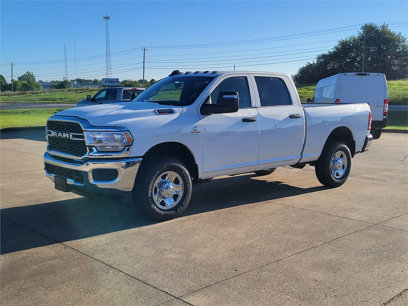 New 2024 RAM 3500 Tradesman w/ Chrome Appearance Group