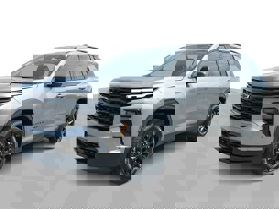 New 2025 Chevrolet Traverse LT w/ Midnight/Sport Edition