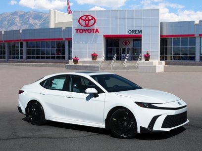 New 2025 Toyota Camry SE w/ Multimedia Upgrade Package