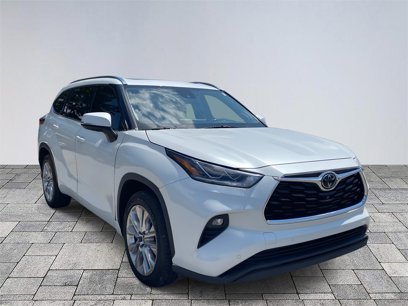 Used 2022 Toyota Highlander Limited