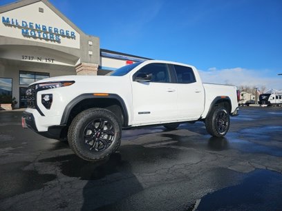 New 2025 GMC Canyon Elevation w/ Convenience Package