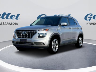New 2025 Hyundai Venue SEL