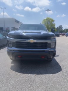 Used 2024 Chevrolet Silverado 2500 Custom w/ Custom Value Package