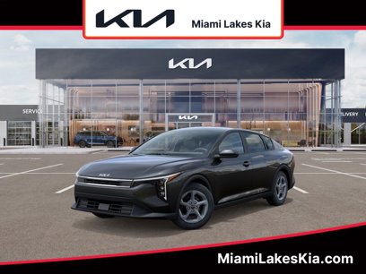 New 2025 Kia K4 LXS