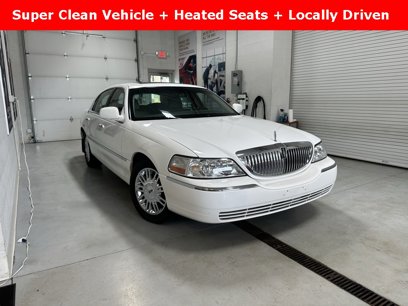 Used 2007 Lincoln Town Car Signature Limited