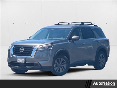 Used 2022 Nissan Pathfinder SV w/ SV Premium Package