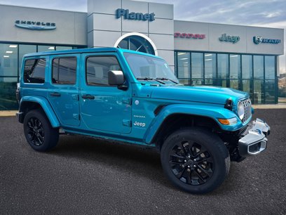 Used 2024 Jeep Wrangler Unlimited Sahara w/ Technology Group