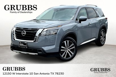 Used 2023 Nissan Pathfinder Platinum