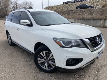 Used 2018 Nissan Pathfinder SV