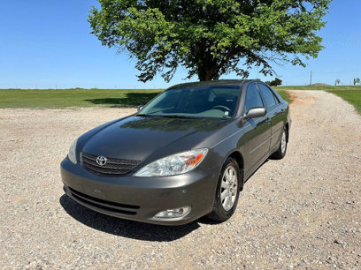Used 2004 Toyota Camry XLE