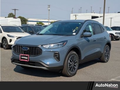 New 2025 Ford Escape SE