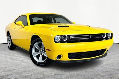 Used 2018 Dodge Challenger SXT