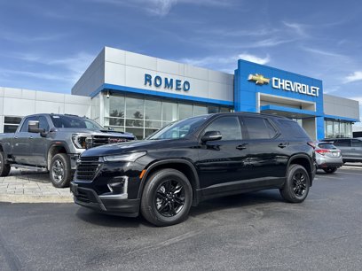 Used 2023 Chevrolet Traverse LT w/ Midnight/Sport Edition