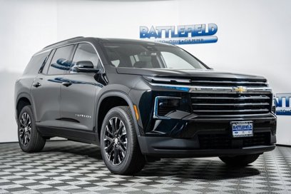 New 2025 Chevrolet Traverse LT w/ Sun and Wheel Package