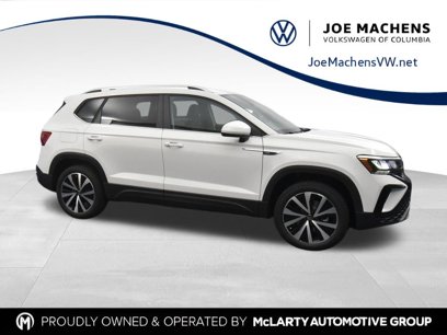 New 2024 Volkswagen Taos SE