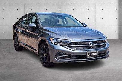New 2024 Volkswagen Jetta SE