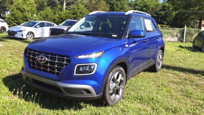 New 2025 Hyundai Venue Limited