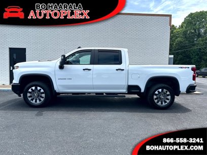 Used 2024 Chevrolet Silverado 2500 Custom w/ Custom Value Package