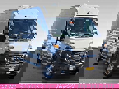New 2023 RAM ProMaster 2500 w/ Convenience Group