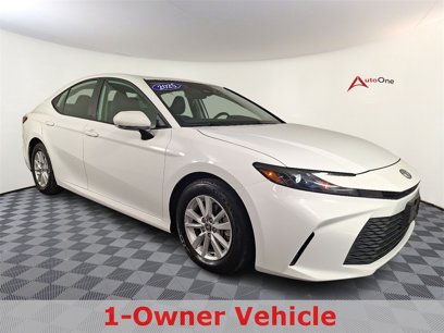 Used 2025 Toyota Camry SE