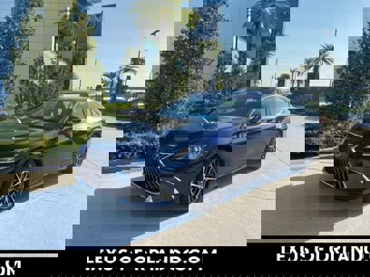 Certified 2022 Lexus ES 350 w/ Premium Package