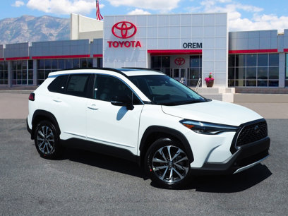New 2025 Toyota Corolla Cross XLE w/ Convenience Package