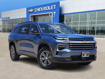 New 2025 Chevrolet Traverse LT