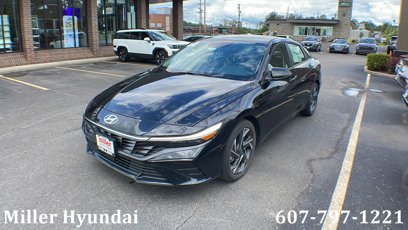 New 2024 Hyundai Elantra Limited