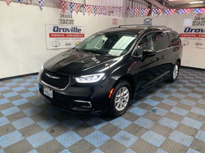 Used 2022 Chrysler Pacifica Touring-L
