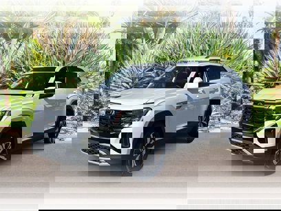 New 2025 Volkswagen Atlas Cross Sport SE