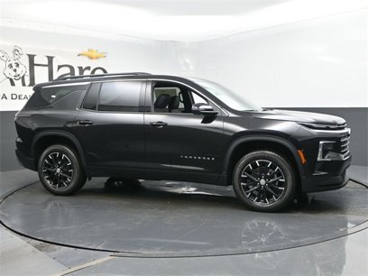 New 2025 Chevrolet Traverse LT w/ Sun and Wheel Package
